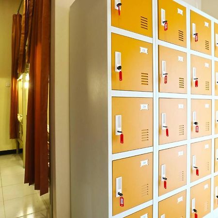 Pondok Backpacker City Square Malang Exterior foto