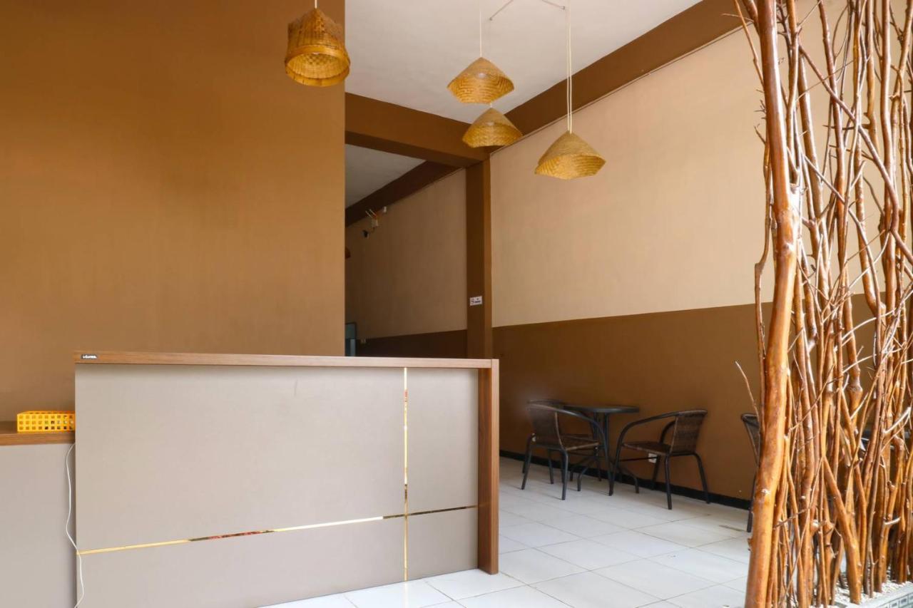 Pondok Backpacker City Square Malang Exterior foto