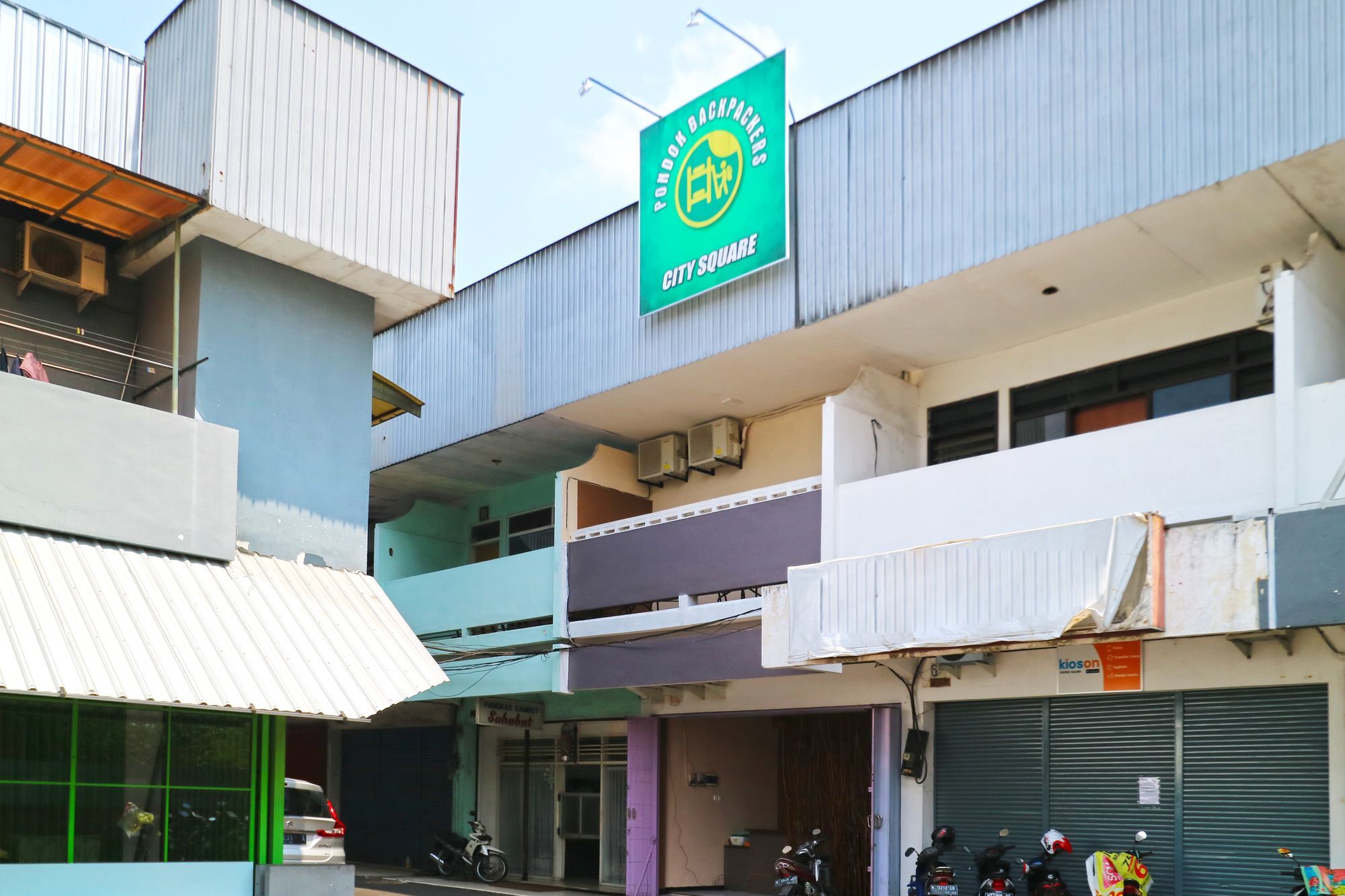 Pondok Backpacker City Square Malang Exterior foto